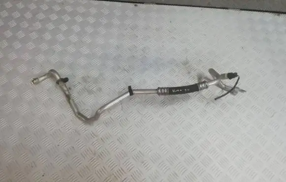 Ford Kuga I Air conditioning (A/C) pipe/hose