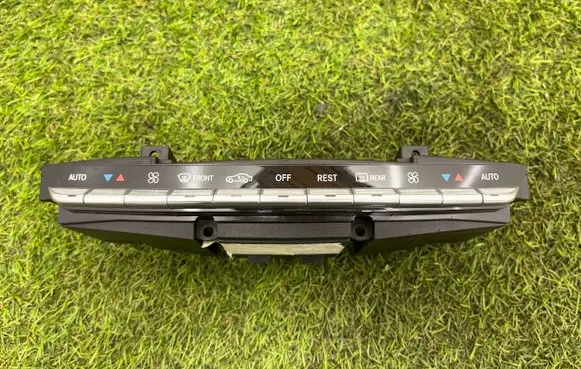 Mercedes-Benz S AMG W221 Climate control unit A2218704958