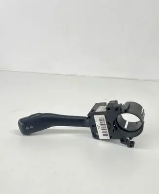 Volkswagen Golf IV Indicator stalk 8L0953513G 1681920 202852