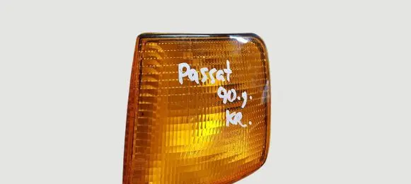 Volkswagen PASSAT B3 Front indicator light 42756R6 HELLA GERMANY