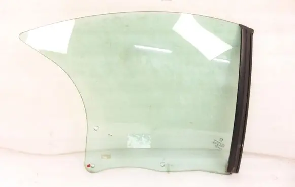 Peugeot 308 Rear door window glass