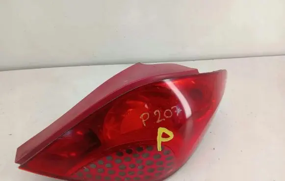 Peugeot 207 Rear/tail lights