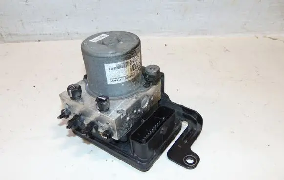 KIA Sportage ABS Pump 58920F1100 R36GAE1B1125719 R31M5K26C015719