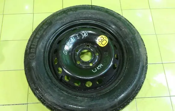 Nissan Qashqai R16 spare wheel 