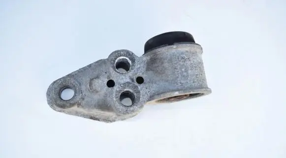 Audi A6 S6 C5 4B Rear axle beam mounts housing 4B0501522E 8E0501522H 8E0501521H
