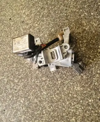 Mitsubishi Pajero Ignition lock