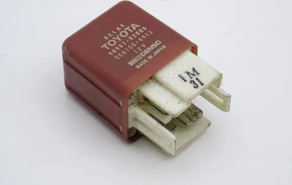 Toyota Corolla E110 Other relay 9098702006 0567006912