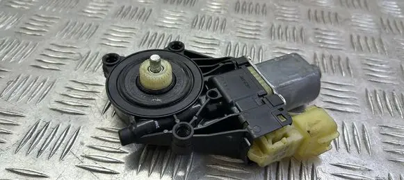 Ford Fiesta Front door window regulator motor 8A6114A389B