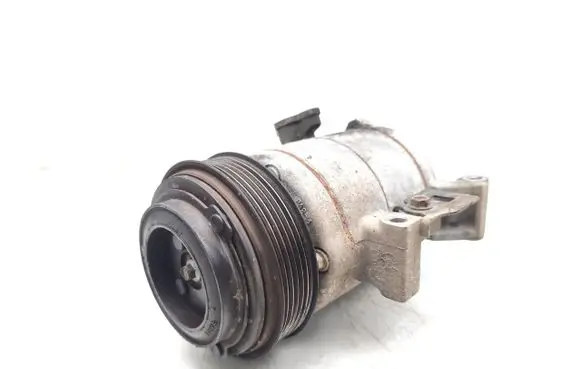 Mazda CX-5 Air conditioning (A/C) compressor (pump) F500JUBCA04