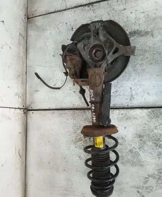 Chevrolet Orlando Front wheel hub spindle knuckle 13307870