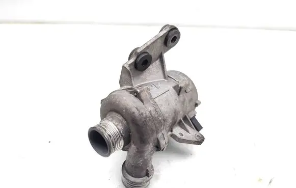 BMW 3 E90 E91 Webasto circulation pump for autonomous heater 7586928 70285302