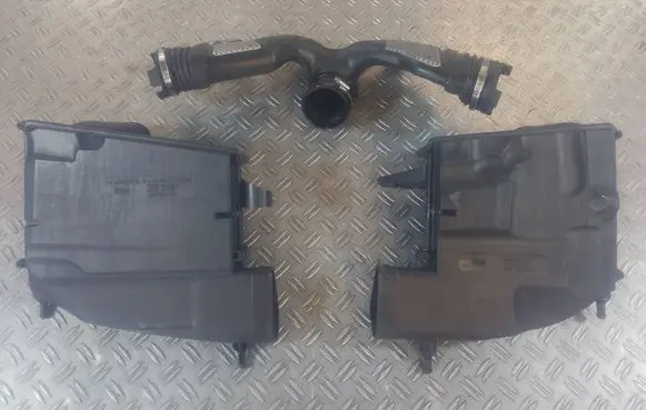 Mercedes-Benz C W204 Mass air flow meter A6420946397 A6420901601 A6420901901