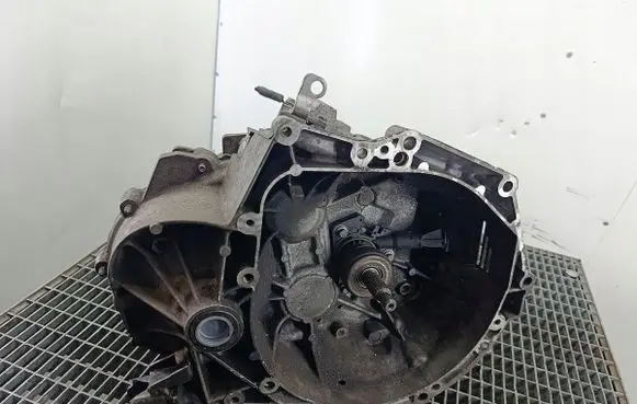 Peugeot 2008 I Manual 6 speed gearbox 20EA15