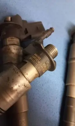 BMW 7 E65 E66 Fuel injector 0445115008