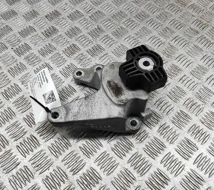 Polestar 2 Engine mounting bracket 32380056