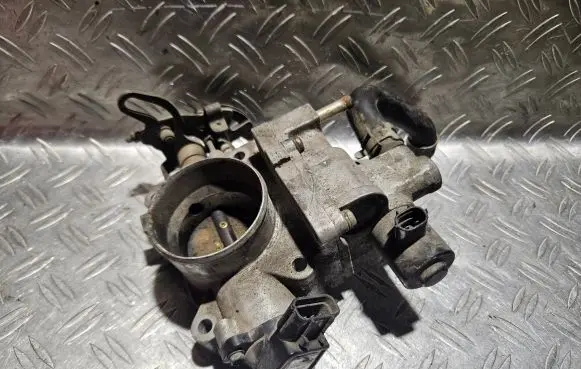 Mazda Xedos 6 Throttle valve KF1120660 1382005040