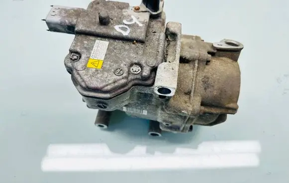 Toyota Yaris Air conditioning (A/C) compressor (pump) ES14C 3S21413 0422001350