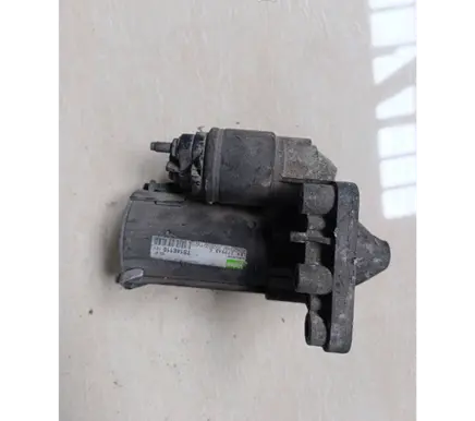 Citroen C3 Picasso Starter motor 9688268480