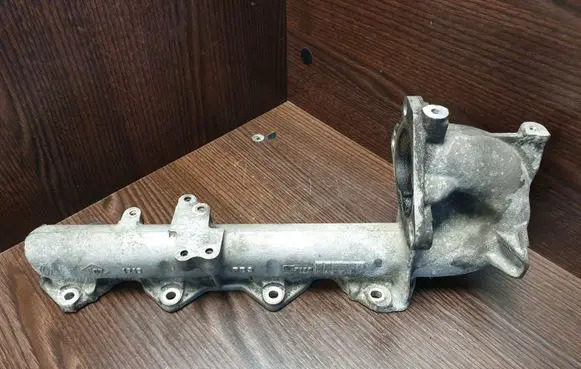 Nissan Primastar Intake manifold 1400300Q1H 7116 1213