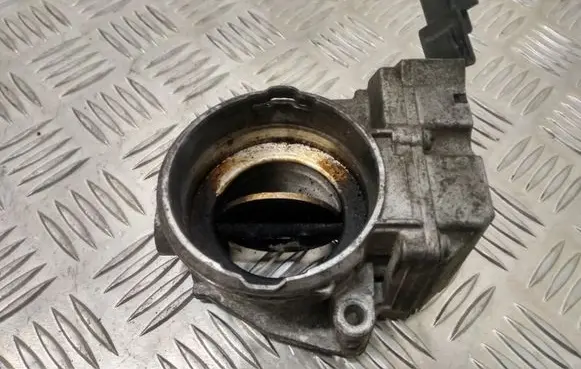 Skoda Octavia Mk2 (1Z) Throttle valve 03G128063J