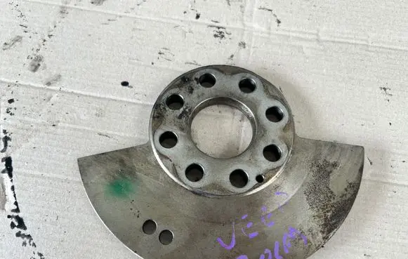 Jeep Grand Cherokee other engine part 