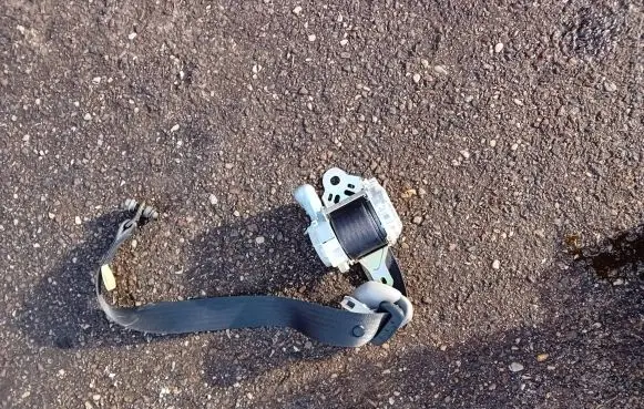 Toyota RAV 4 (XA20) Front seatbelt 7L7040P 178329