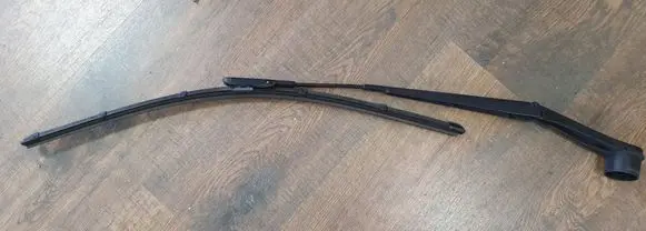 Ford B-MAX Windshield/front glass wiper blade AV1117525DO