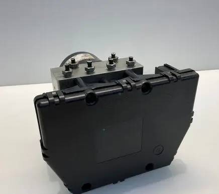 Mercedes-Benz C W203 ABS Pump A2035451632 SAU0F15J59 10094715133