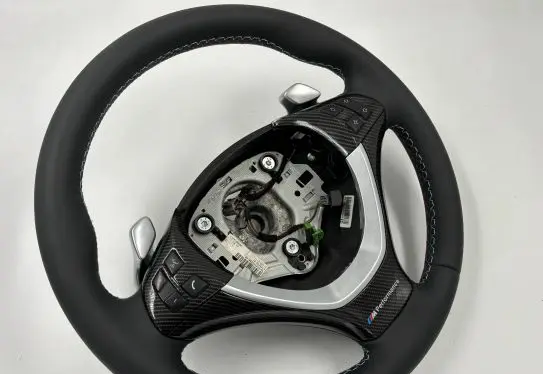 BMW X6 E71 Steering wheel