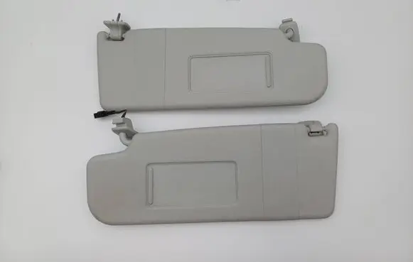 Volkswagen Golf V Sun visor