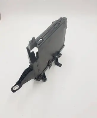 BMW 8 G16 Engine control unit box 7935548
