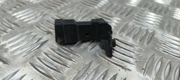 KIA Niro Front bumper mounting bracket 86556AT000