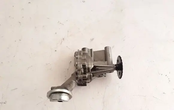 Renault Captur Oil pump 150108334R