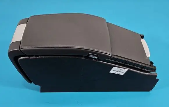 Volvo V70 Armrest 39870768 IMPRK1585371