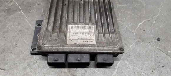 Renault Scenic II - Grand scenic II Engine control unit/module ECU 8200399038