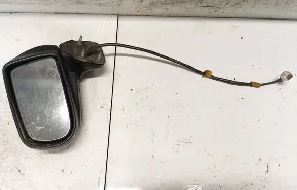 Mazda Premacy Front door electric wing mirror E13020089 E13010089
