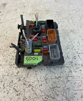 Peugeot 207 BSM Control unit 9664055780