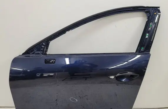 Mazda 3 Front door BDMT59010