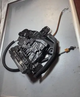Mercedes-Benz S W223 Rear door lock A2230030999
