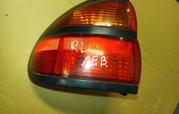 Renault Laguna I Rear/tail lights