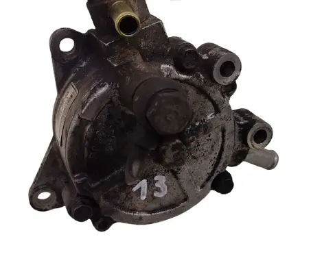Nissan Pathfinder R51 Vacuum pump 14650EB300