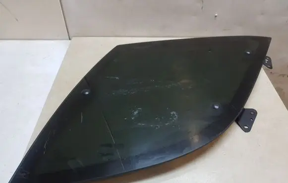 Mercedes-Benz ML W163 Rear side window