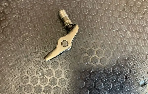 Peugeot 407 Camshaft 05066780AA