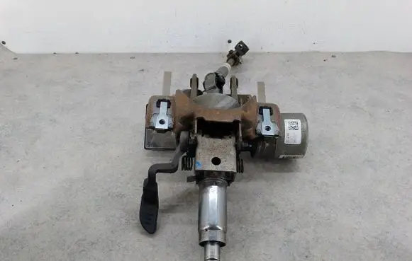 Opel Corsa D Steering wheel axle 