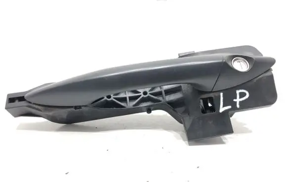 Hyundai i30 Front door exterior handle 