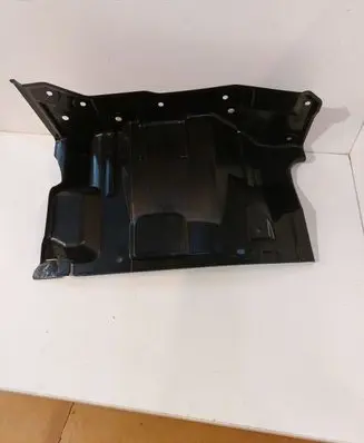Mitsubishi Lancer X Engine splash shield/under tray 5370A644