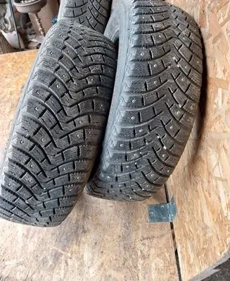 Opel Astra G R15 winter/snow tires with studs 1856515
