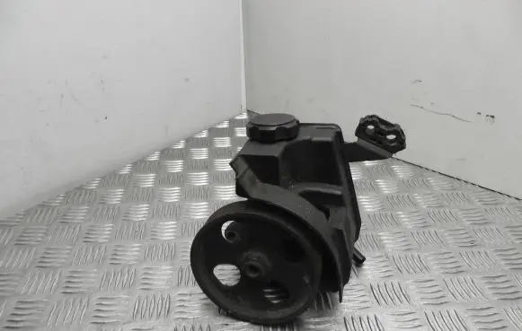 Peugeot 206 Power steering pump 9638364580 VD18896