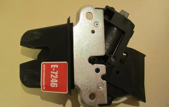Audi A4 S4 B7 8E 8H Tailgate/trunk/boot lock/catch/latch 4F5827505D