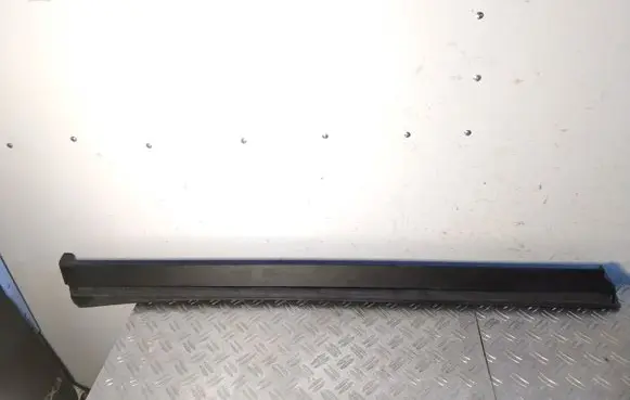 Lexus RX 450H Front door trim (molding) 7573548020